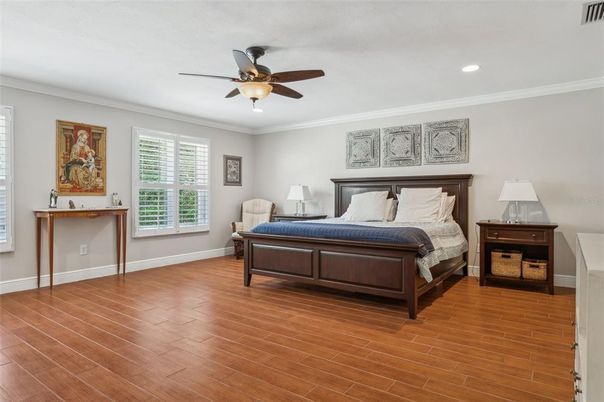 Bedroom, Interior, Recessed Lighting, Wood Texture Flooring