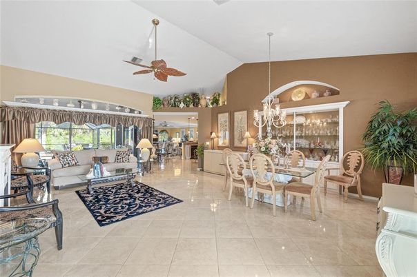 Chandelier, Dining room, Interior, Living room