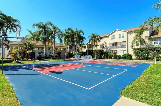 Exterior, Tennis Courts