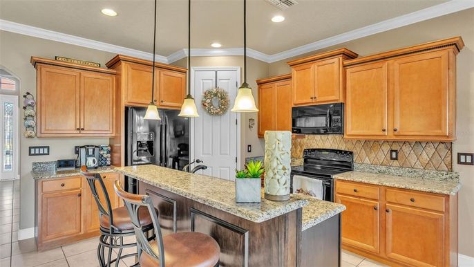 Interior, Kitchen, Pendant Lights, Recessed Lighting