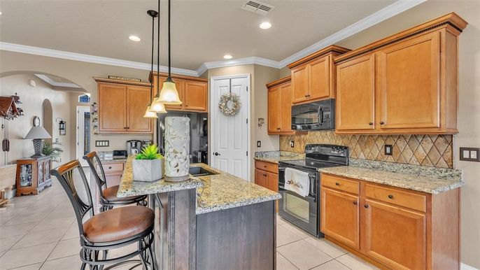 Interior, Kitchen, Pendant Lights, Recessed Lighting