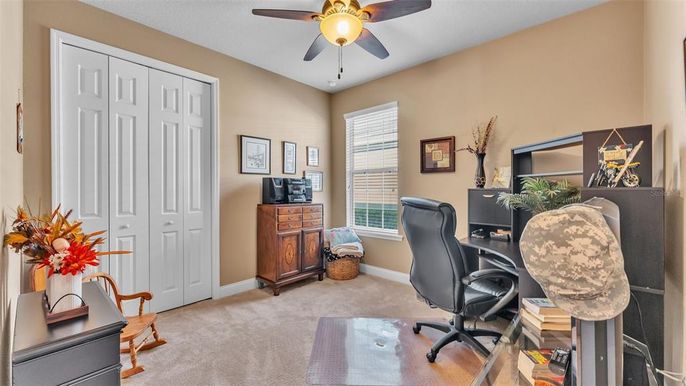 Home Office, Interior