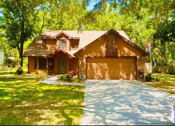 Attached, Backyard, Exterior, Facade, American Craftsman