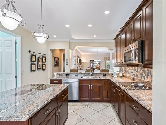 Interior, Kitchen, Pendant Lights, Recessed Lighting, Stainless Steel Appliances