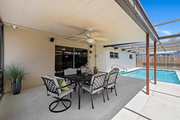 Dining room, Glass Ceilings, Interior, Pool, Sun Room