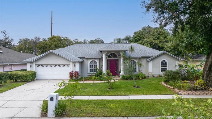 Attached, Exterior, Facade, Ranch