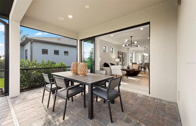 Dining room, Interior, Pendant Lights, Recessed Lighting