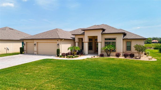 Attached, Backyard, Exterior, Facade, French Provincial