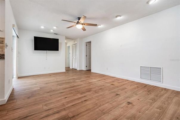 Empty room, Interior, Recessed Lighting, Wood Texture Flooring