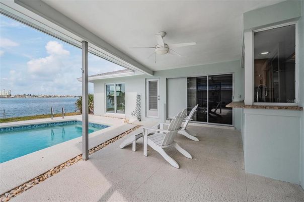 Exterior, Pool, Water