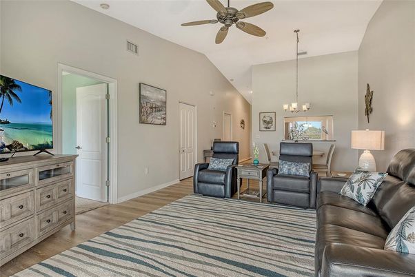 Chandelier, Dining room, Interior, Living room, Wood Texture Flooring