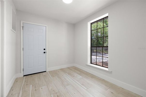 Empty room, Interior, Recessed Lighting, Wood Texture Flooring