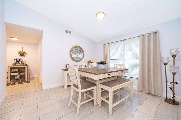 Dining room, Interior, Recessed Lighting