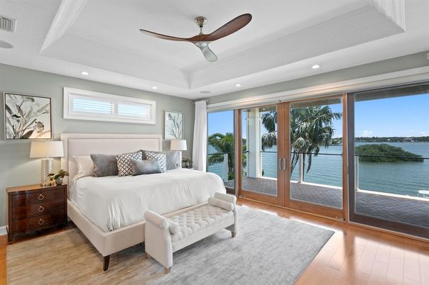 Bedroom, Interior, Recessed Lighting, Water, Wood Texture Flooring