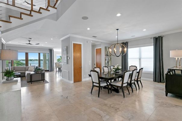Chandelier, Dining room, Interior, Living room, Pendant Lights, Recessed Lighting, Water