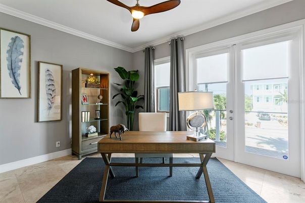 Home Office, Interior