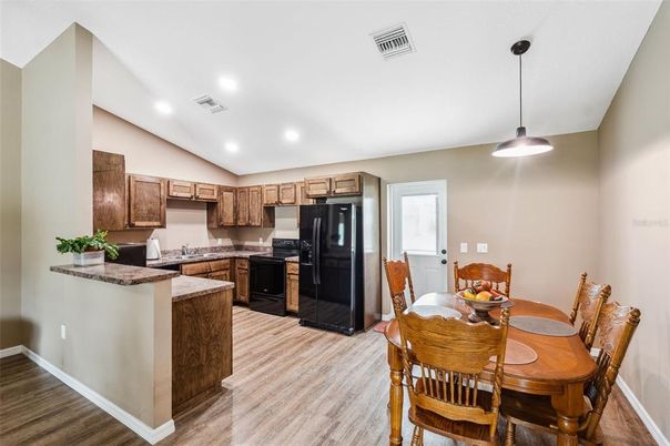 Dining room, Interior, Kitchen, Pendant Lights, Recessed Lighting, Wood Texture Flooring