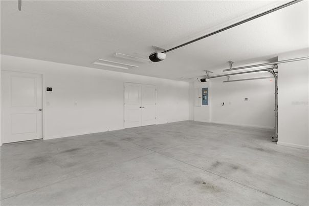 Garage, Interior
