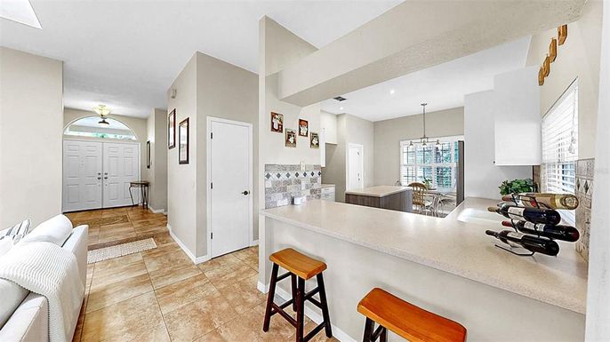 Chandelier, Dining room, Interior, Kitchen, Recessed Lighting