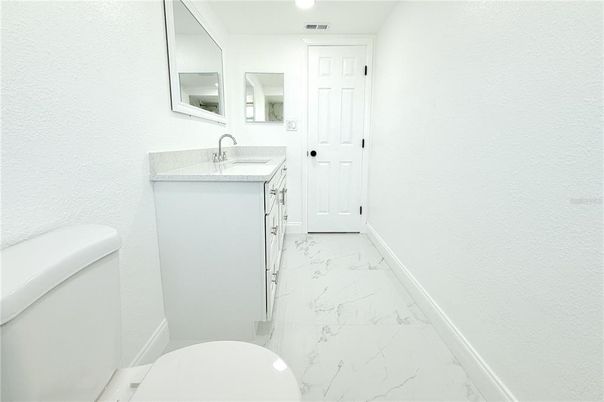 Bathroom, Interior, Marble, Recessed Lighting
