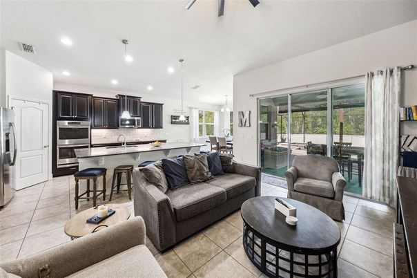 Dining room, Interior, Kitchen, Living room, Pendant Lights, Recessed Lighting, Stainless Steel Appliances