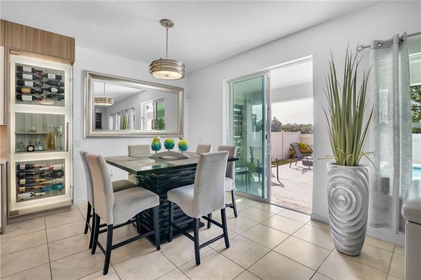 Dining room, Interior, Pendant Lights