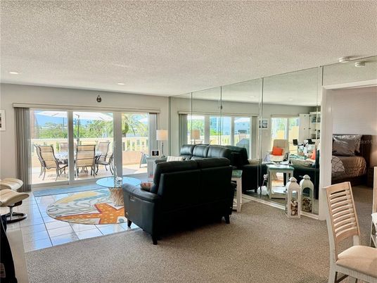 Bedroom, Dining room, Interior, Living room, Recessed Lighting