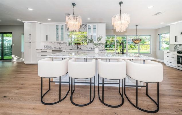 Chandelier, Interior, Kitchen, Marble Walls, Recessed Lighting, Wood Texture Flooring