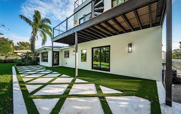 Backyard, Exterior
