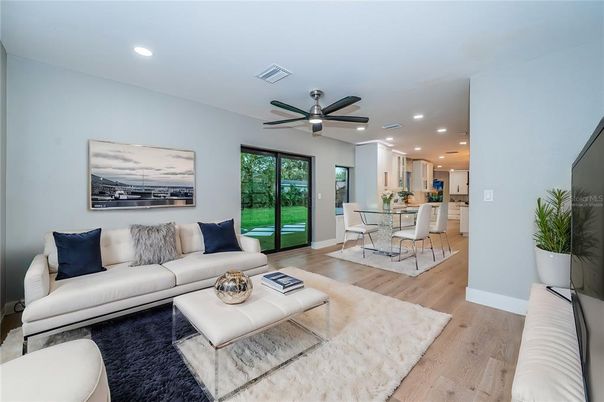 Dining room, Interior, Kitchen, Living room, Recessed Lighting, Wood Texture Flooring