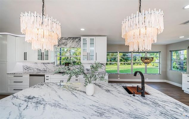 Chandelier, Interior, Kitchen, Marble Walls, Recessed Lighting, Wood Texture Flooring
