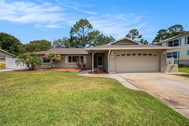 Attached, Backyard, Exterior, Facade, Ranch