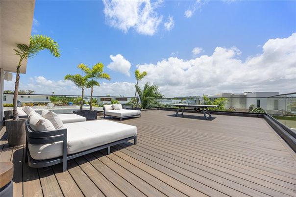 Exterior, Wood Texture Flooring