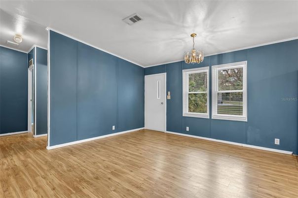 Chandelier, Empty room, Interior, Wood Texture Flooring