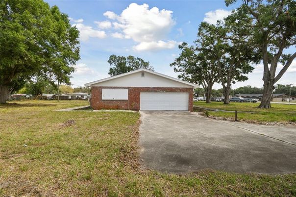 Backyard, Detached Garage, Exterior