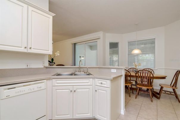 Dining room, Interior, Kitchen, Pendant Lights