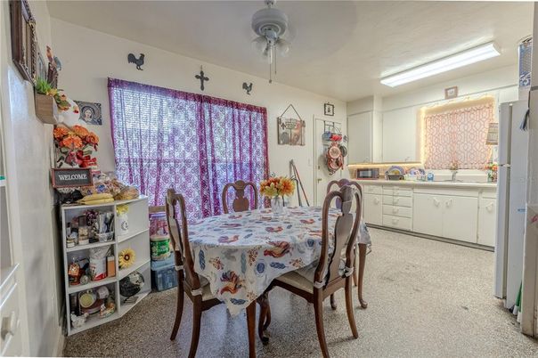 Dining room, Interior