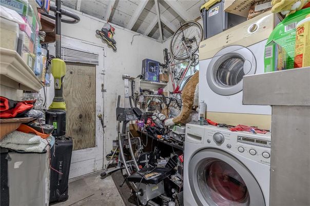 Interior, Utility Closets, Washer