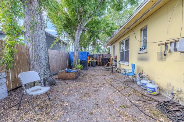 Backyard, Exterior