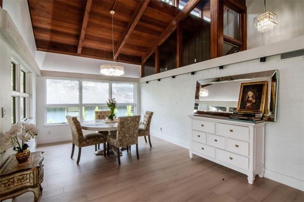 Chandelier, Dining room, Interior, Pendant Lights, Wooden Beams, Wooden Ceilings, Wood Texture Flooring