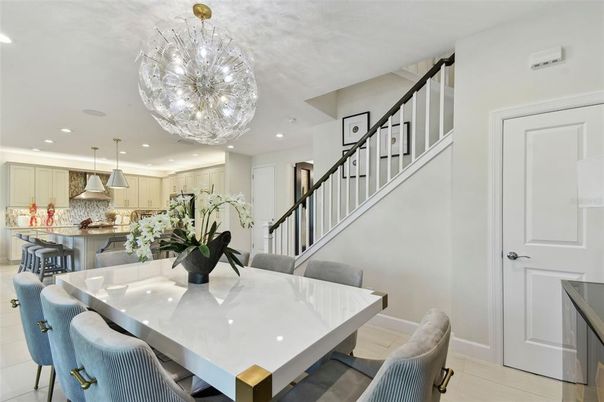 Dining room, Interior, Kitchen, Pendant Lights, Recessed Lighting, Stainless Steel Appliances