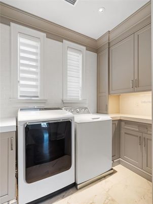 Interior, Marble, Recessed Lighting, Washer