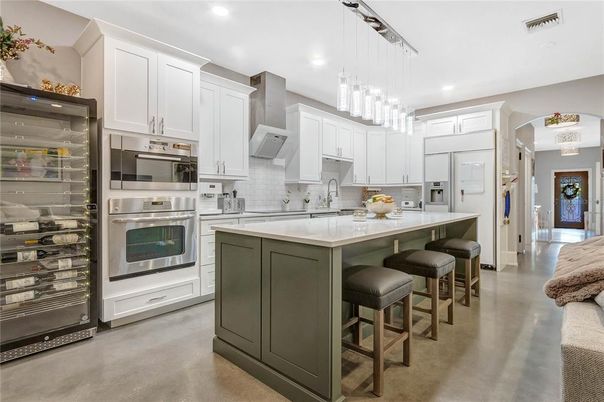 Interior, Kitchen, Pendant Lights, Recessed Lighting, Stainless Steel Appliances