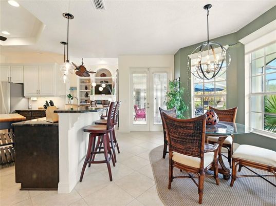Chandelier, Dining room, Interior, Kitchen, Pendant Lights, Recessed Lighting