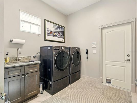 Interior, Washer