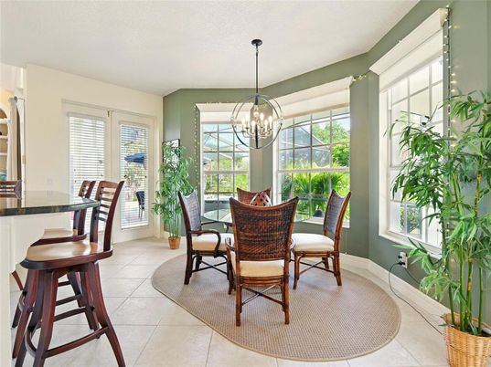 Chandelier, Dining room, Interior, Pendant Lights