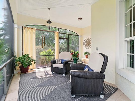 Interior, Pendant Lights, Sun Room