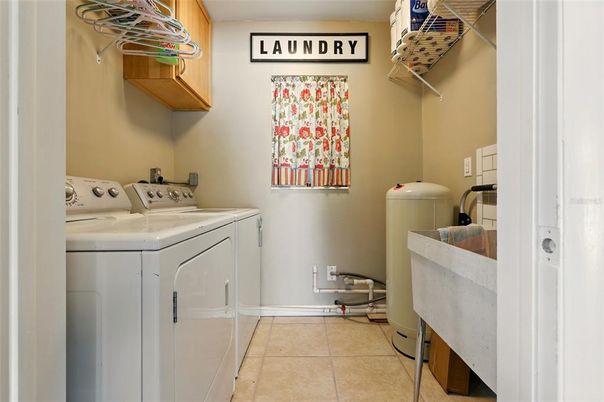 Interior, Washer