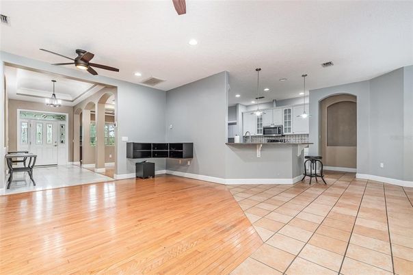 Dining room, Interior, Kitchen, Pendant Lights, Recessed Lighting, Wood Texture Flooring