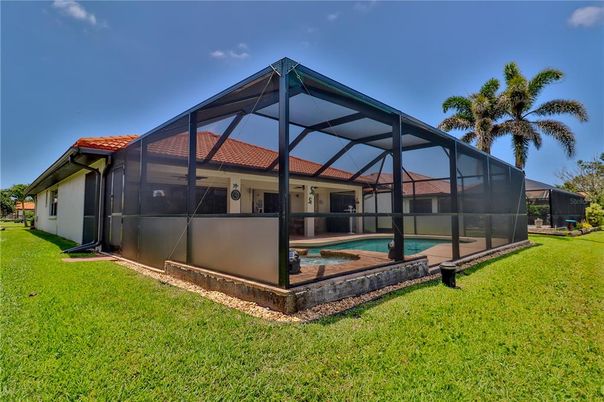 Backyard, Exterior, Pool